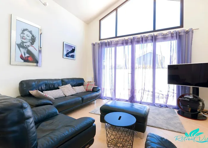 Rosa Blanca Feriehus *